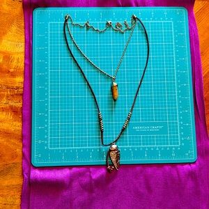 BOHO Style necklace arrowhead and stone